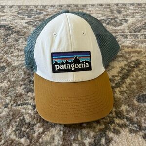 PATAGONIA snap back baseball cap adjustable.